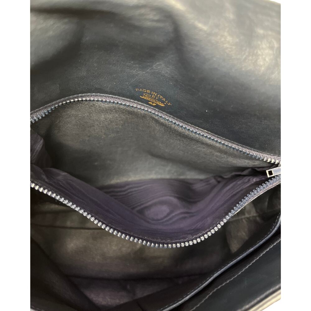 Gucci Vintage Navy Leather Shoulder Bag Italy Gold Tone GG Hardware - Picture 10 of 14
